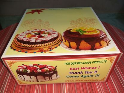 Unique floral print cake boxes available now to carry half kg cake. Buy  online floral printed cake boxes with window. Shop Floral printed cake box  from Schmancy Packs which are made of